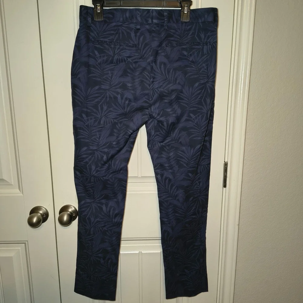 Banana Republic Mens Tapered Fit Chino Pants Navy Blue Palm Leaf Print 32x30